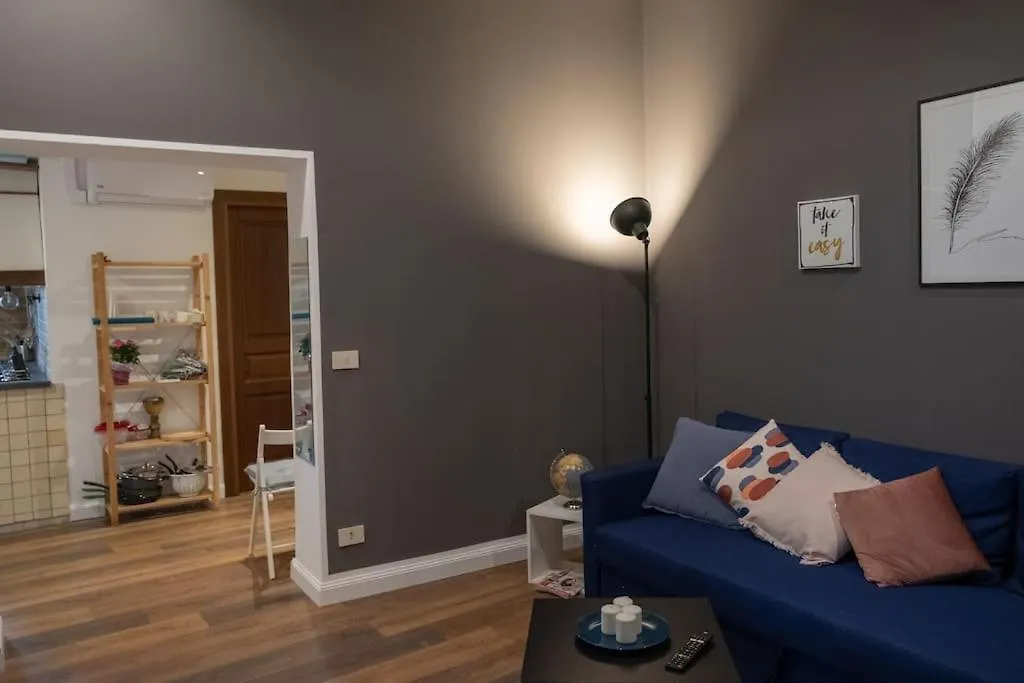 Apartment Casa Ballaro Palermo Italy