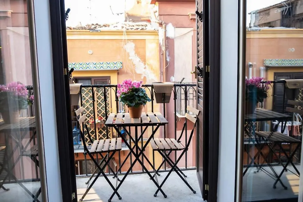 Casa Ballaro Palermo 0*,  Italy